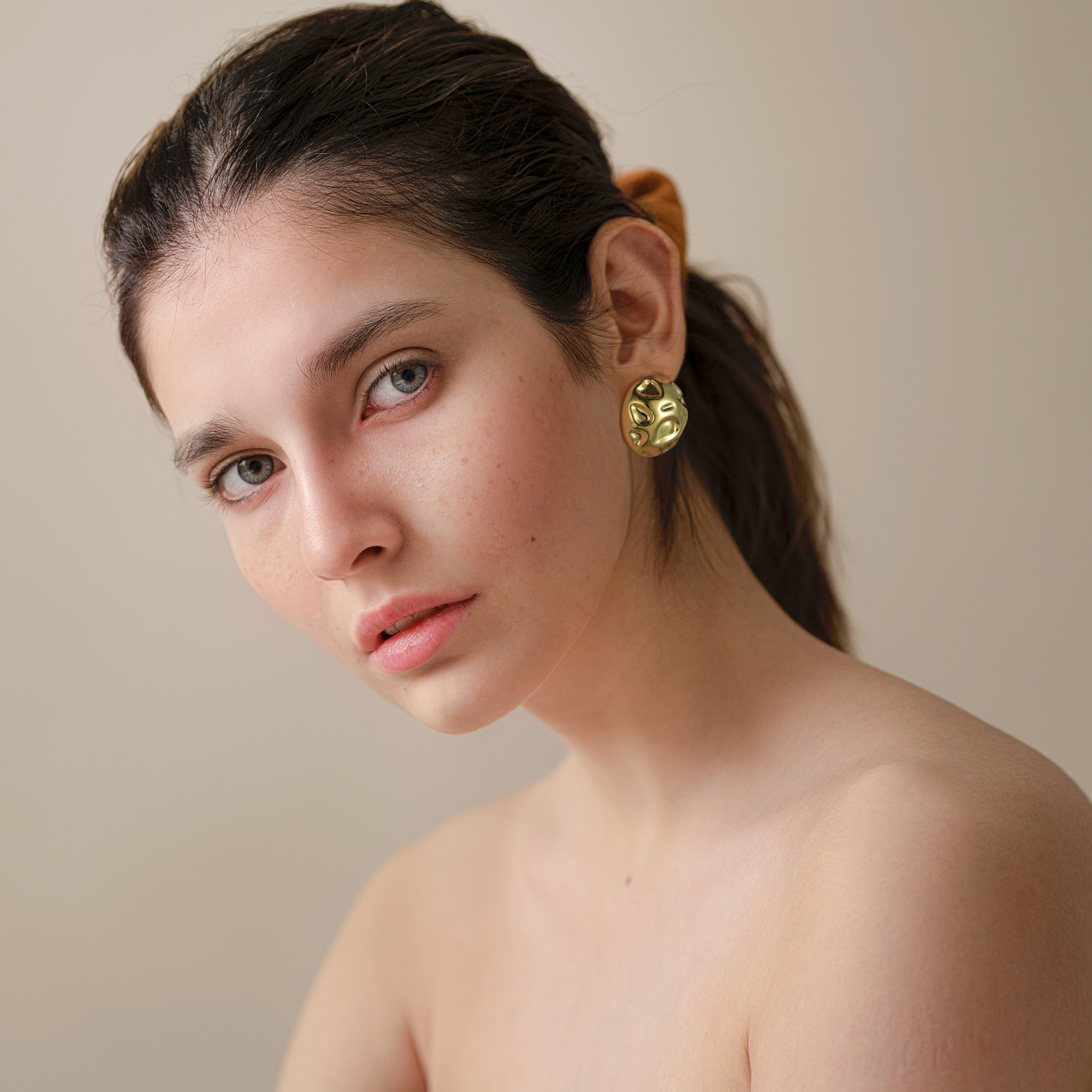 Dome Crater Stud Earrings